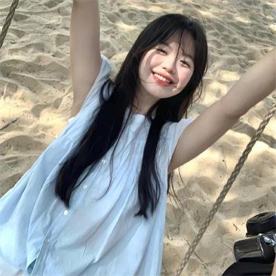 三块广告牌